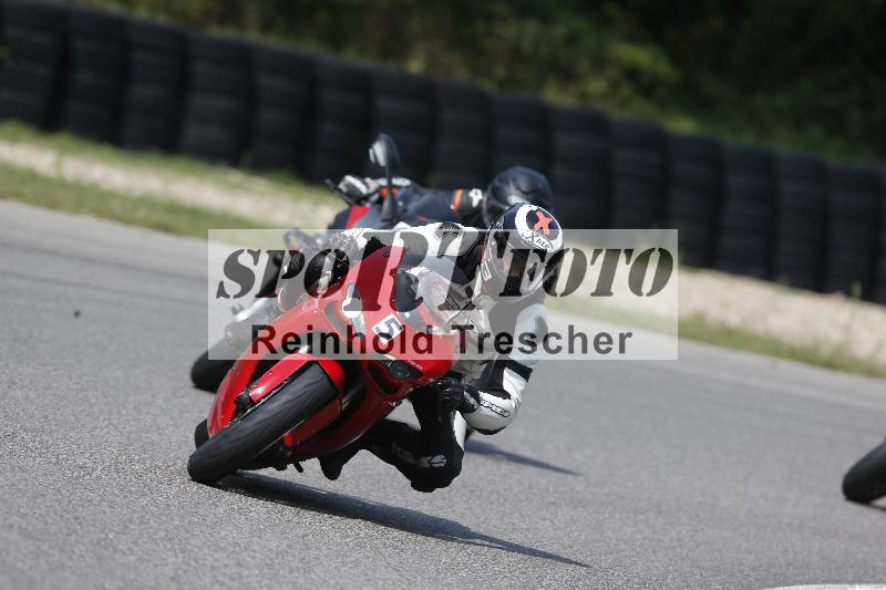 /Archiv-2025/49 26.08.2025 Cornu Master School ADR/blau-bleu/5